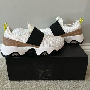 Brand New - Sorel Kinetic Impact ll Strap - Sea Salt, Black - Size 7.5